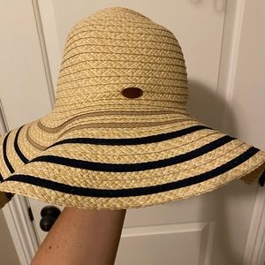 Roxy by Quicksilver Floppy Sun Hat SPF